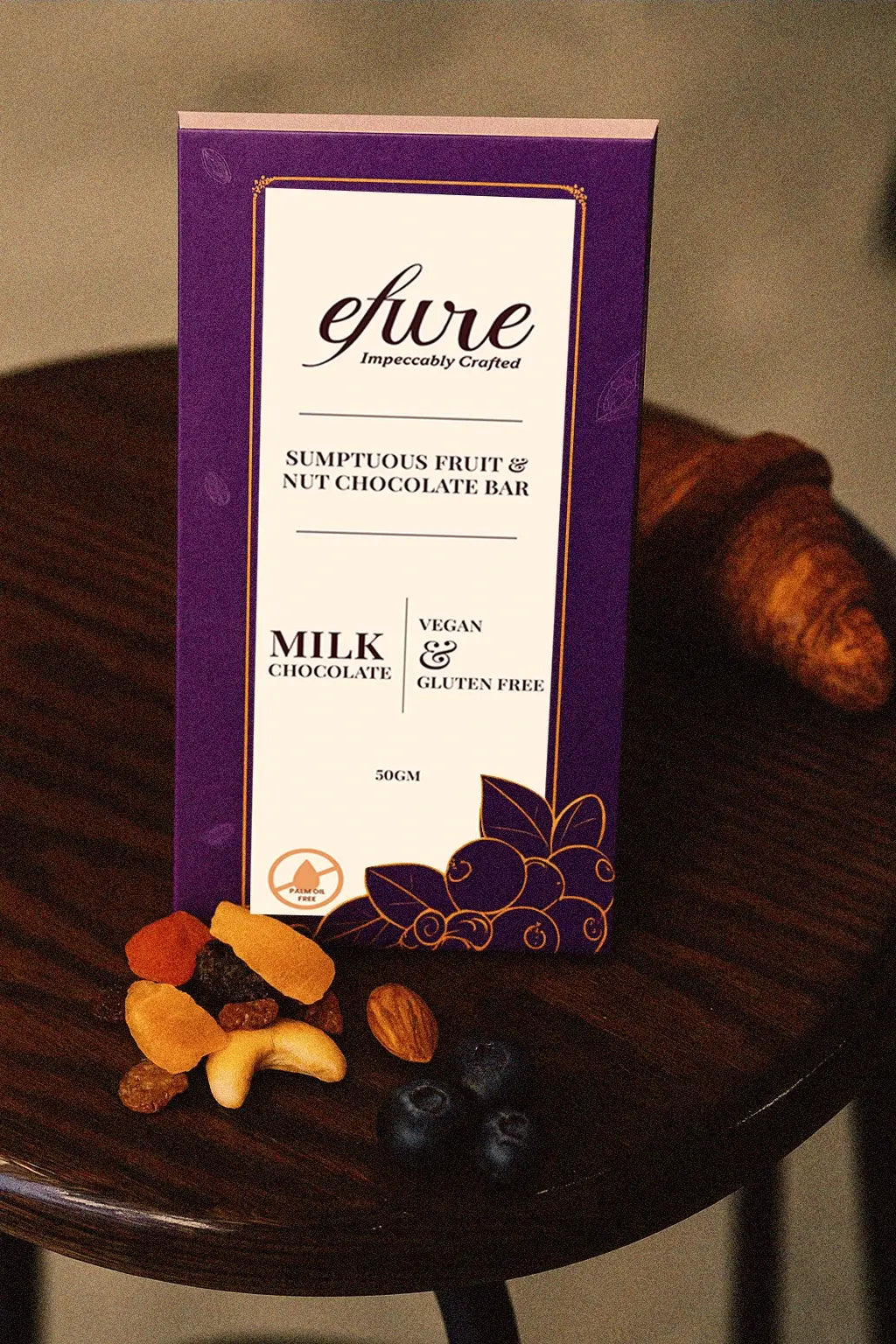 Fruit & nut chocolate bar